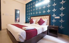 Hotel Tourist Palace